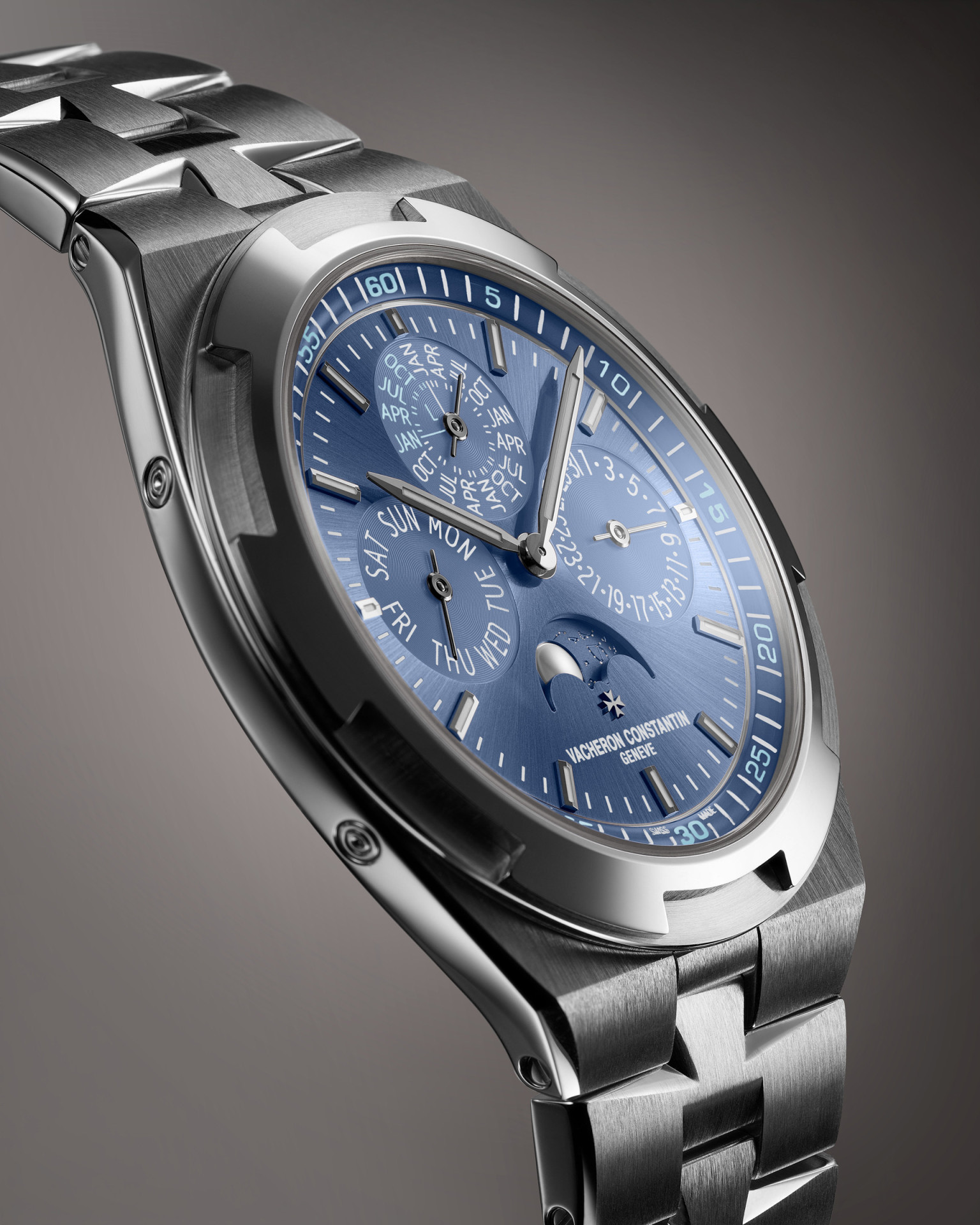 Vacheron Constantin Overseas Perpetual Calendar Ultra-Thin 30th Anniversary Azure Blue