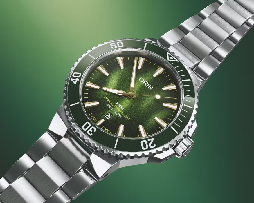 Oris Aquis Date Kelp Forest Limited Edition