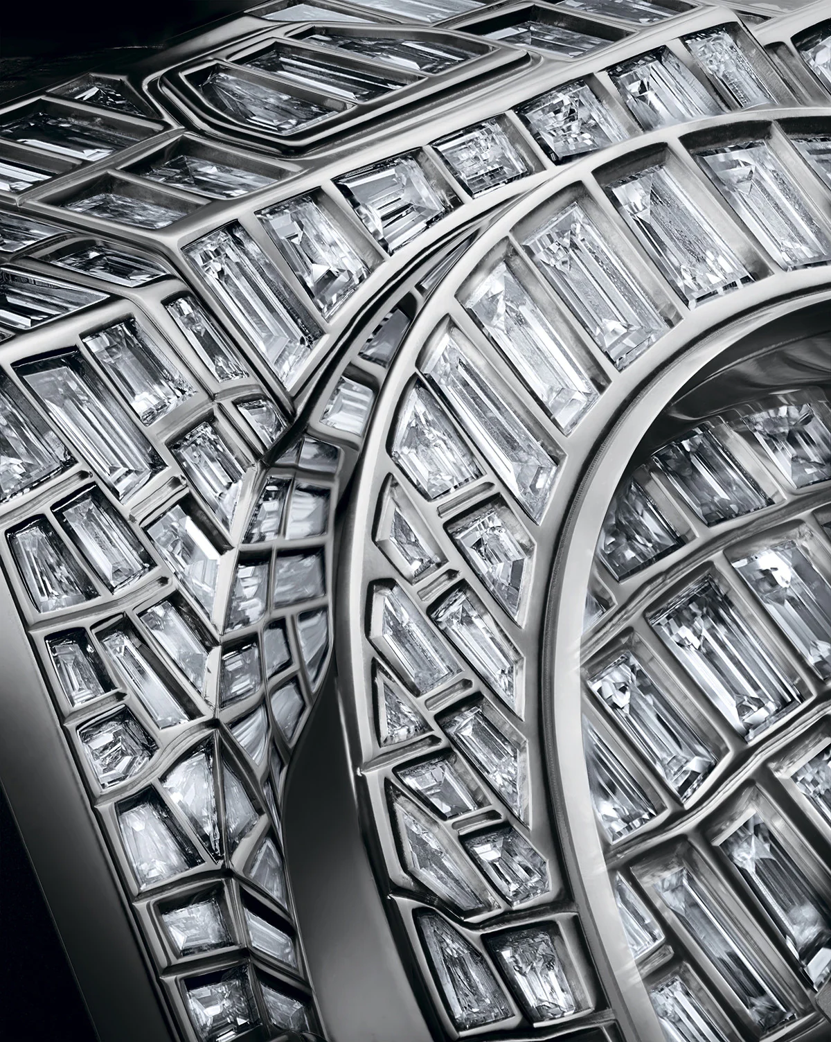 BIGBANG T.O.P ポラロイド Hublot Big Bang Tourbillon Croco High Jewellery. PandaTells.com